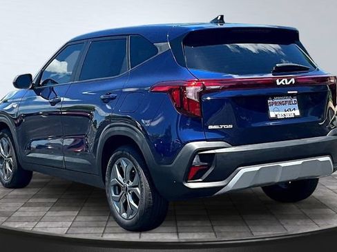 Certified 2026 Kia Seltos LX FWD image 4