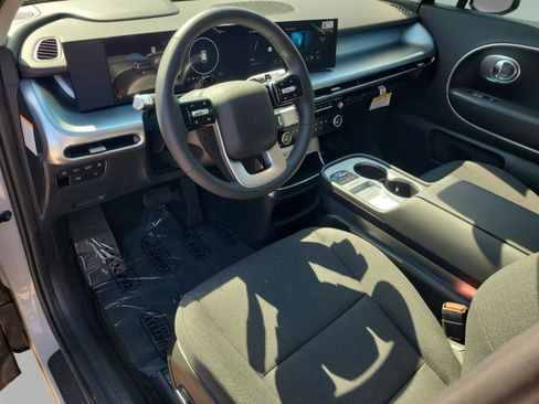 New 2026 Hyundai Ioniq 9 SE image 23