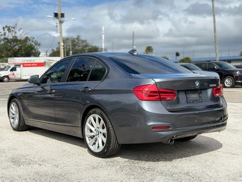 Used 2018 BMW 320i 320i Sedan image 3