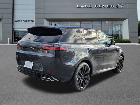 New 2026 Land Rover Range Rover Sport Dynamic SE image 4