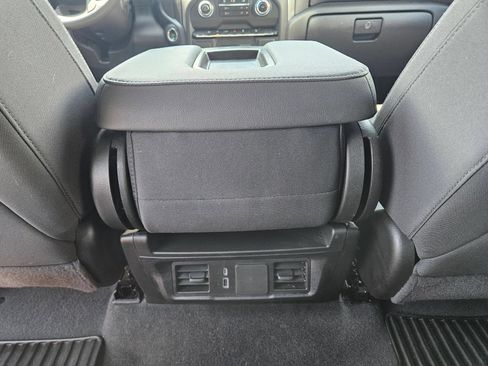 Used 2024 Chevrolet Silverado 1500 Custom Trail Boss AWD/4WD image 23