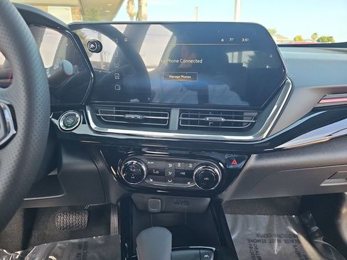 New 2026 Chevrolet Trax RS w/ Driver Confidence Package image 19