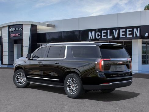 New 2025 GMC Yukon XL Elevation image 3