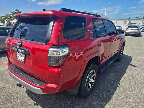 Used 2021 Toyota 4Runner TRD Off-Road Premium AWD/4WD image 5