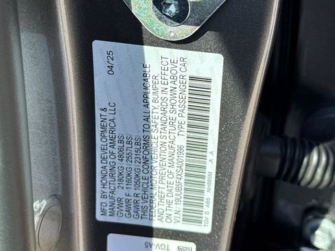 Certified 2025 Acura TLX w/ Technology Package image 38