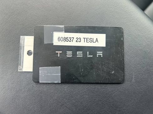 Used 2023 Tesla Model Y Long Range AWD/4WD image 34