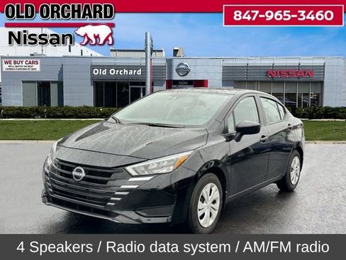 Used 2025 Nissan Versa S image 1