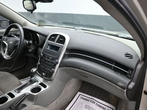 Used 2016 Chevrolet Malibu LS w/ Protection Package FWD image 8
