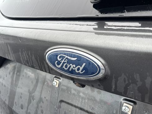 Used 2019 Ford Escape SE FWD image 29