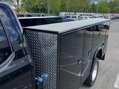 New 2025 Ford F450 XLT w/ XLT Value Package image 7