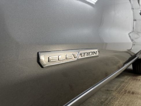 New 2026 GMC Sierra 1500 Elevation image 17