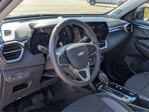 Used 2026 Chevrolet TrailBlazer LT w/ Convenience Package image 14