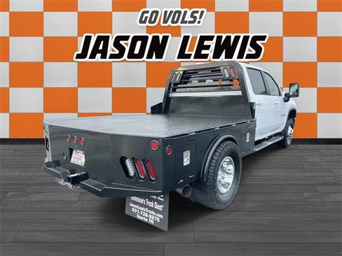 Used 2024 Chevrolet Silverado 3500 LT image 4