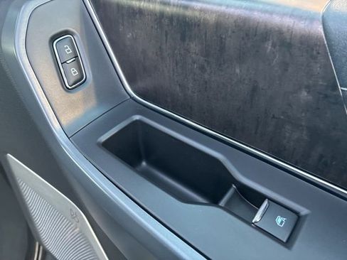 Used 2023 Ford F150 Lariat w/ Equipment Group 502A High image 33