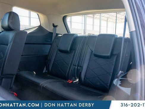 Used 2025 Volkswagen Atlas SE AWD/4WD image 20