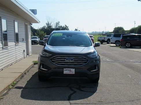 Used 2022 Ford Edge Titanium AWD/4WD image 5