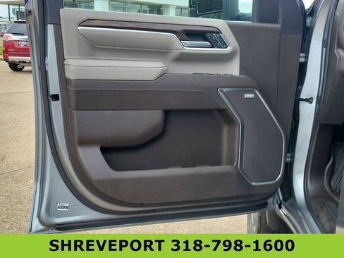 Certified 2025 GMC Sierra 2500 SLT w/ SLT Premium Package AWD/4WD image 22