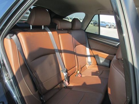 Used 2019 Subaru Outback 2.5i Touring w/ Popular Package #3A image 21