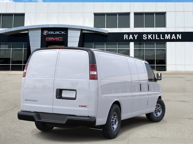 New 2026 GMC Savana 3500 Extended w/ Driver Convenience Package RWD image 4