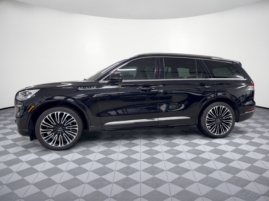 Used 2024 Lincoln Aviator Black Label w/ Dynamic Handling Package AWD/4WD image 2