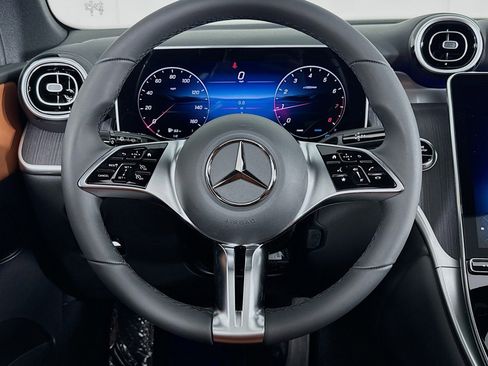 New 2026 Mercedes-Benz GLC 300 image 17