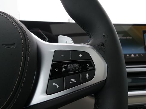 New 2026 BMW X5 sDrive40i w/ M Sport Package image 23