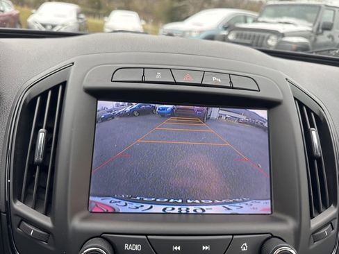 Used 2015 Buick Regal Premium w/ Experience Buick Package image 18