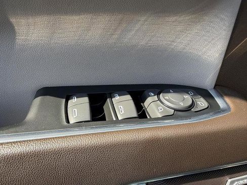 Used 2024 GMC Sierra 1500 SLT w/ SLT Premium Plus Package image 16