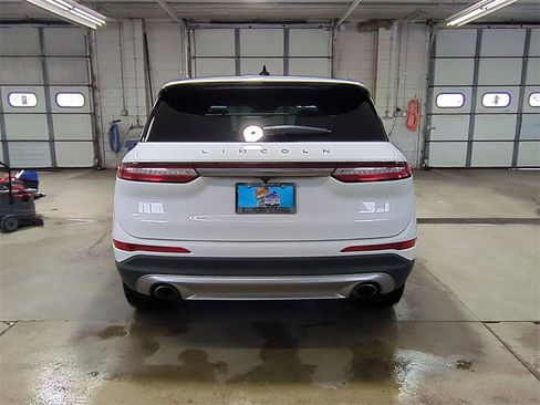 Used 2022 Lincoln Corsair Reserve w/ Equipment Group 201A image 4