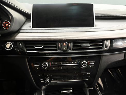 Used 2019 BMW X6 xDrive35i AWD/4WD image 23