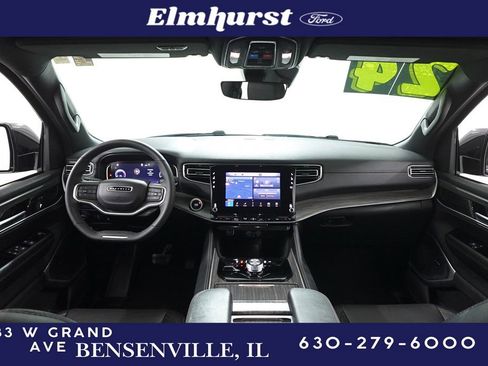 Used 2024 Jeep Wagoneer Series II image 7