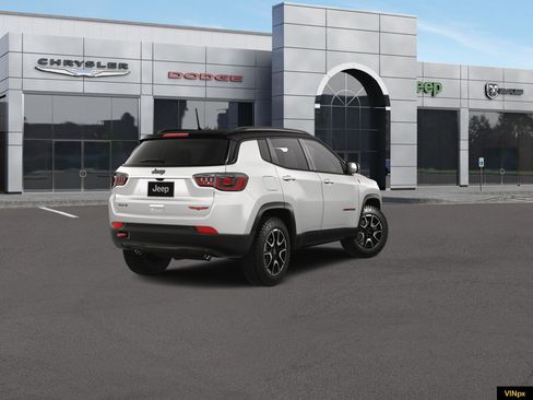 New 2026 Jeep Compass Trailhawk w/ Sun, Sound & Navigation Group AWD/4WD image 7