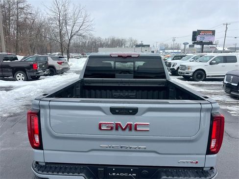 Used 2025 GMC Sierra 1500 AT4 w/ AT4 Premium Package image 27