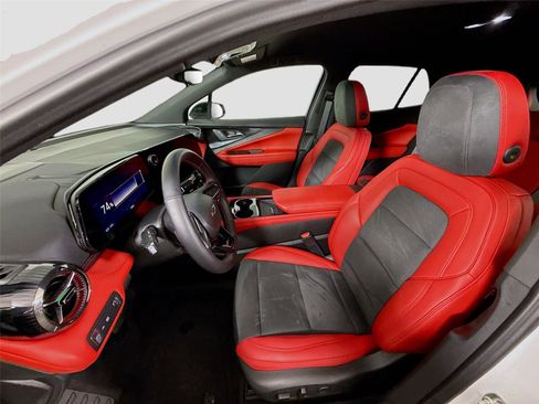 Used 2024 Chevrolet Blazer EV RS image 15