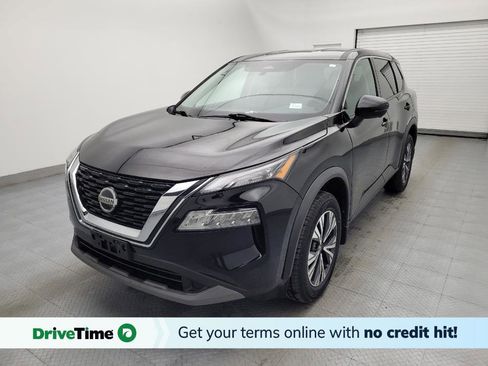 Used 2021 Nissan Rogue SV image 1