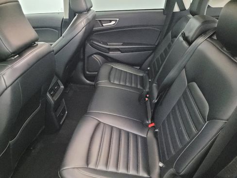 Used 2023 Ford Edge SEL image 18