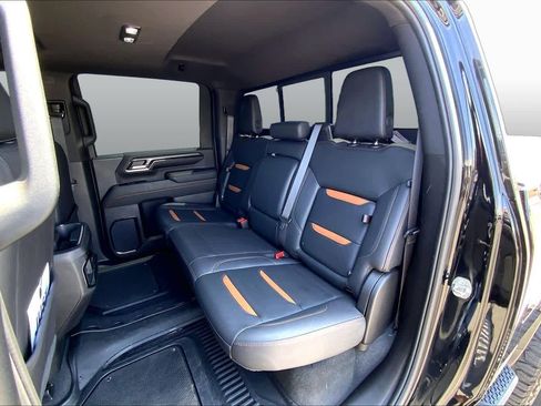 Used 2024 GMC Sierra 2500 AT4 w/ AT4 Premium Plus Package AWD/4WD image 21
