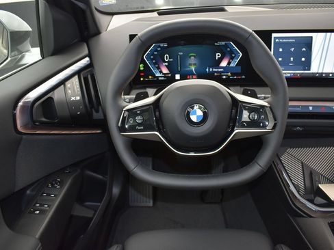 Certified 2025 BMW X3 xDrive30i w/ Premium Package AWD/4WD image 29