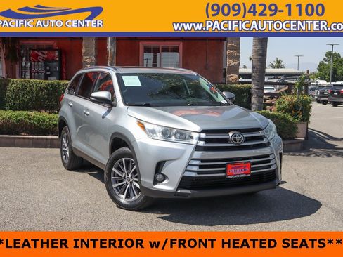 Used 2019 Toyota Highlander XLE image 1