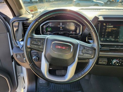 Used 2024 GMC Sierra 2500 SLE w/ SLE Convenience Package image 17
