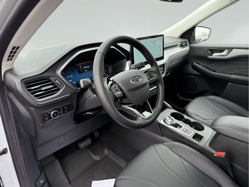 New 2025 Ford Escape SE w/ PHEV Premium Package image 11