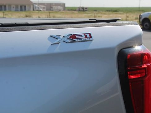Certified 2020 GMC Sierra 1500 SLT w/ SLT Premium Plus Package AWD/4WD image 16
