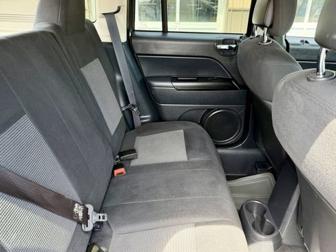 Used 2011 Jeep Compass 2WD image 18