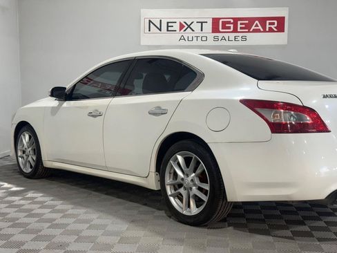 Used 2010 Nissan Maxima 3.5 SV w/ Cold Pkg FWD image 6