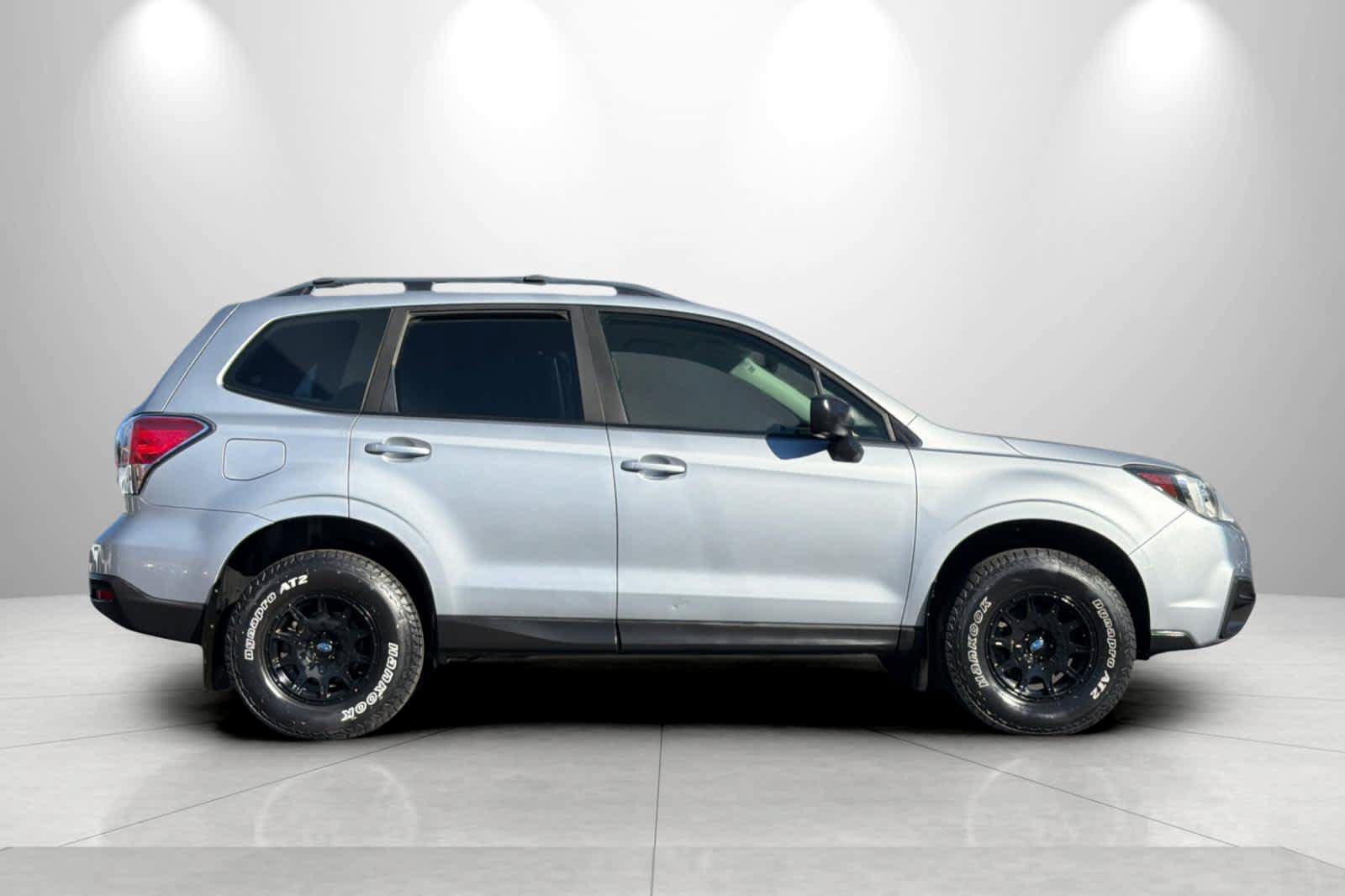 Used 2018 Subaru Forester 2.5i w/ Alloy Wheel Package AWD/4WD image 8