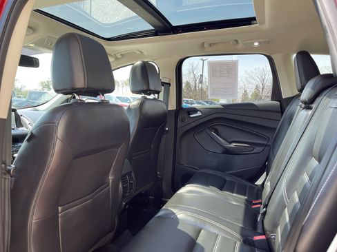 Used 2017 Ford Escape Titanium AWD/4WD image 9