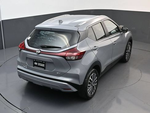 Used 2024 Nissan Kicks SV FWD image 16