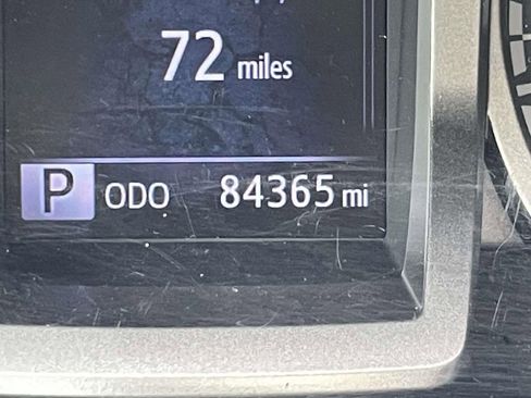 Used 2019 Toyota Tacoma Limited image 25