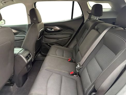 Used 2022 GMC Terrain SLE w/ Driver Convenience Package FWD image 11