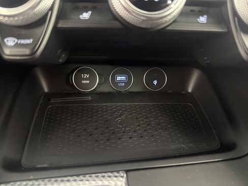 Used 2023 Genesis G70 2.0T w/ Sport Prestige Package RWD image 30